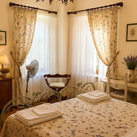 度假居 La Rupe Montefalcone Appennino